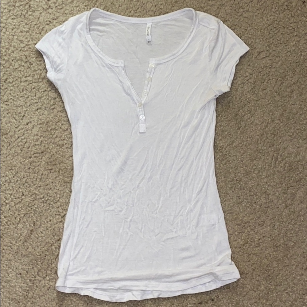 White Shirt, flowy, soft & light . Size: Small